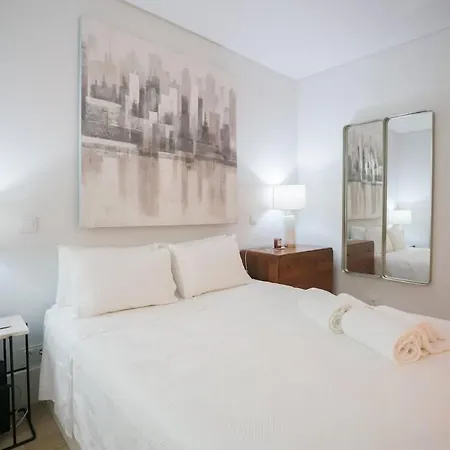Luxury Center Apartment *