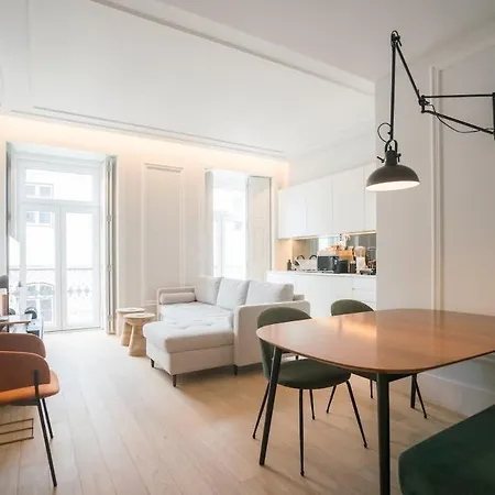 Luxury Center Apartment *